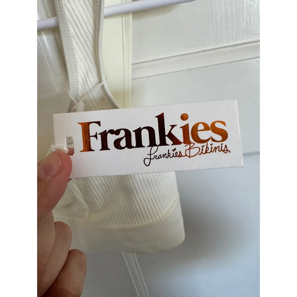 NWT‎ Frankie's Bikini's Drew white ribbed bikini top size medium
